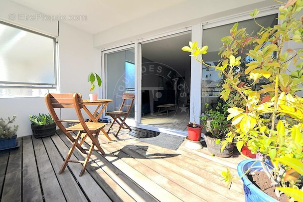 4 PIECES DE 82 M2 AVEC TERRASSE DE 32M2, RUE DU VIEUX PUIT