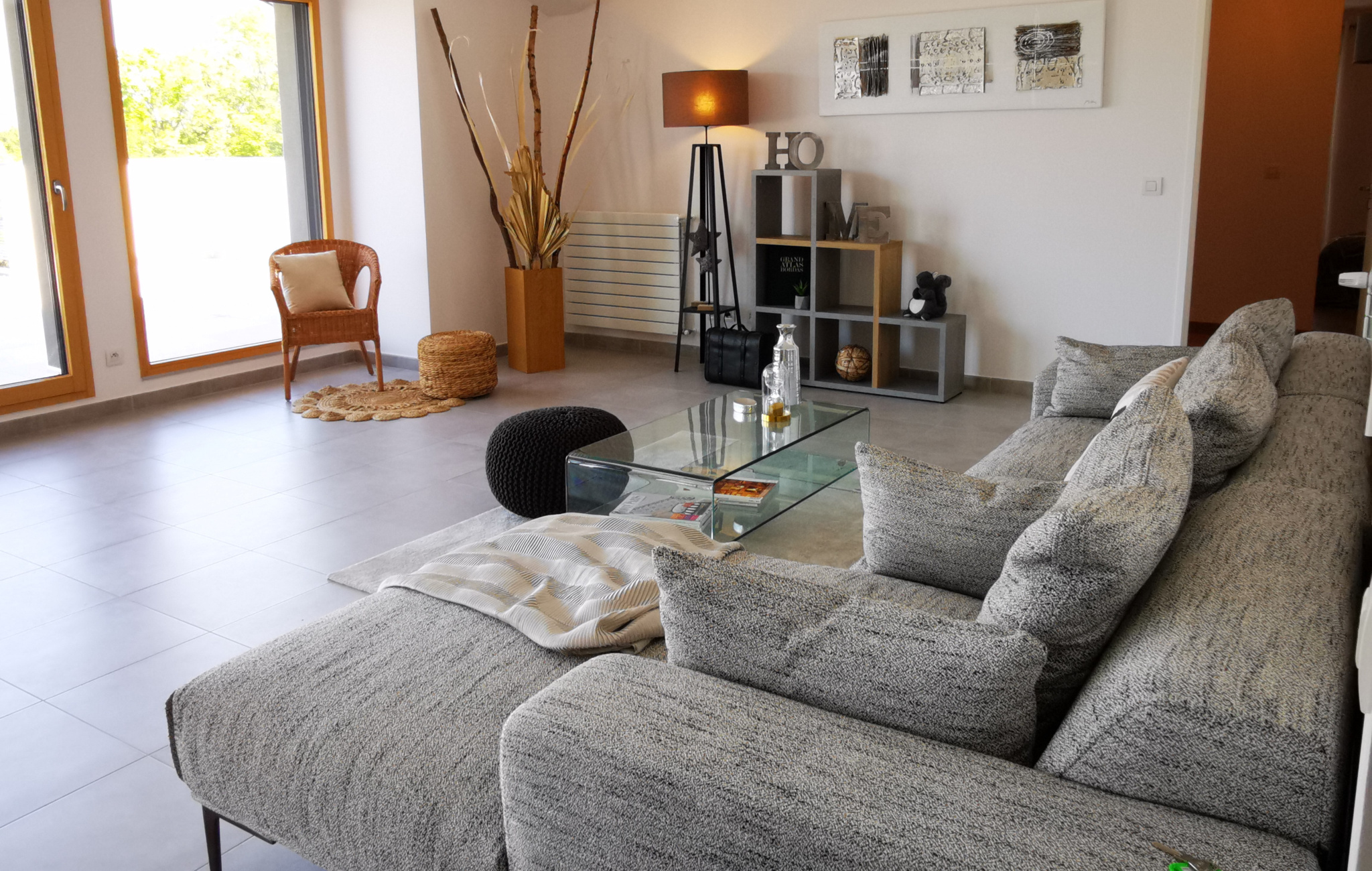 DUINGT T4 de 85M2 donnant sur balcons de 11 et 9m2 au 2ème étage